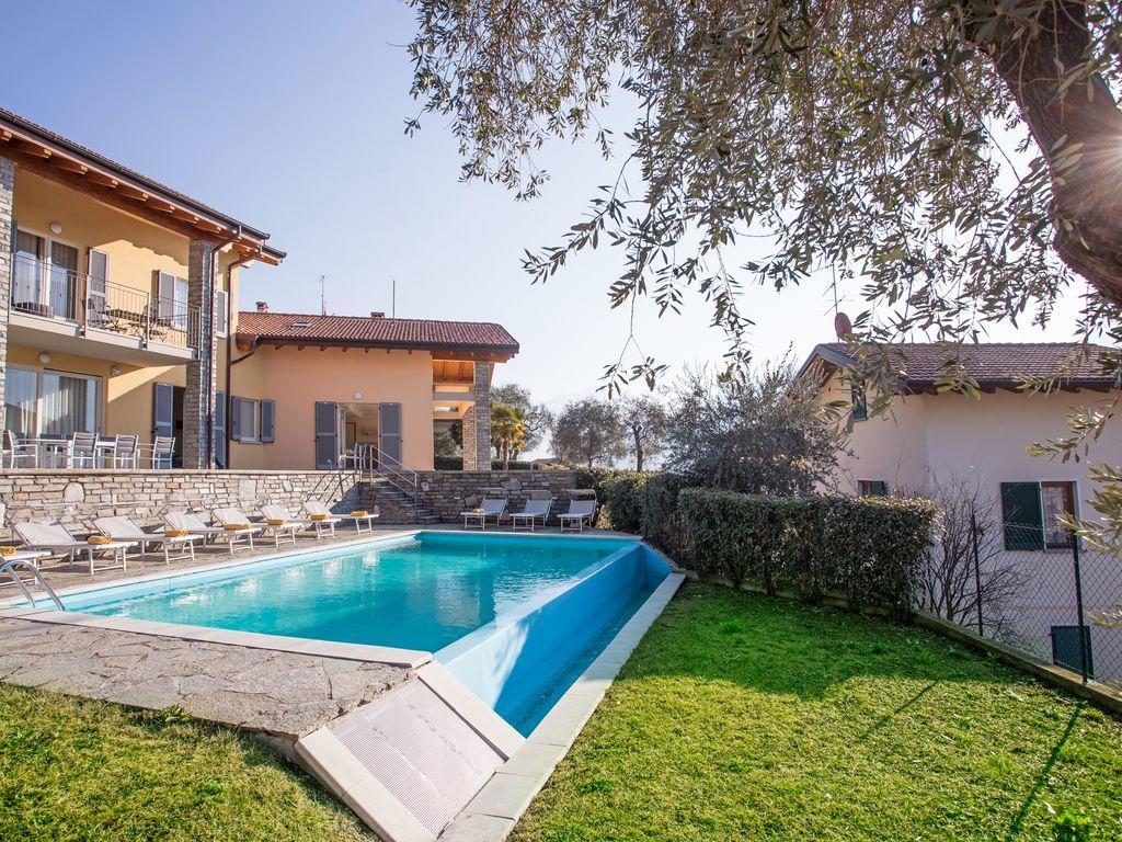 Ossuccio Grande C Home With Pool Sleeps 12 By Italian Apartments Como Exterior foto