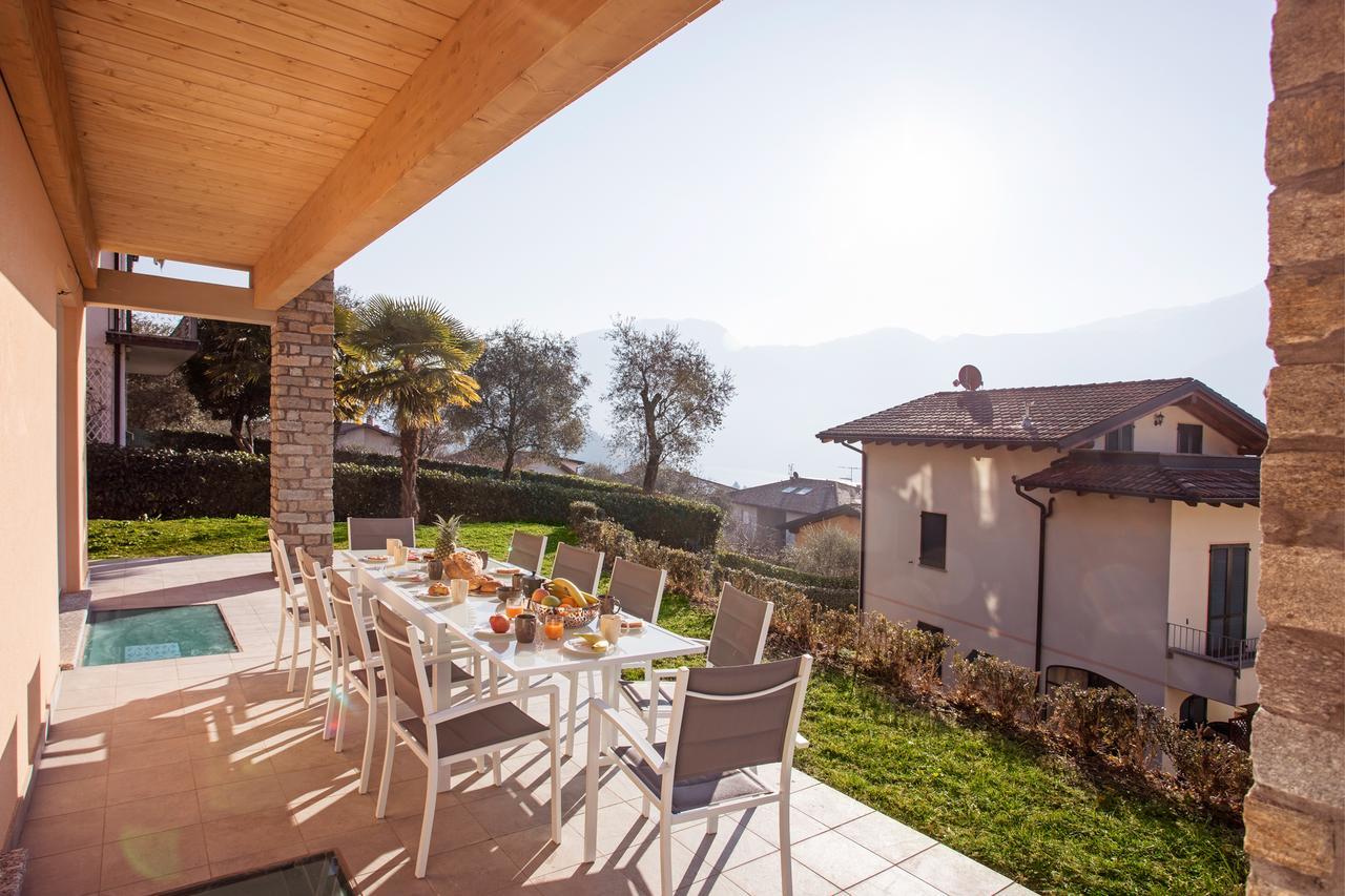 Ossuccio Grande C Home With Pool Sleeps 12 By Italian Apartments Como Exterior foto