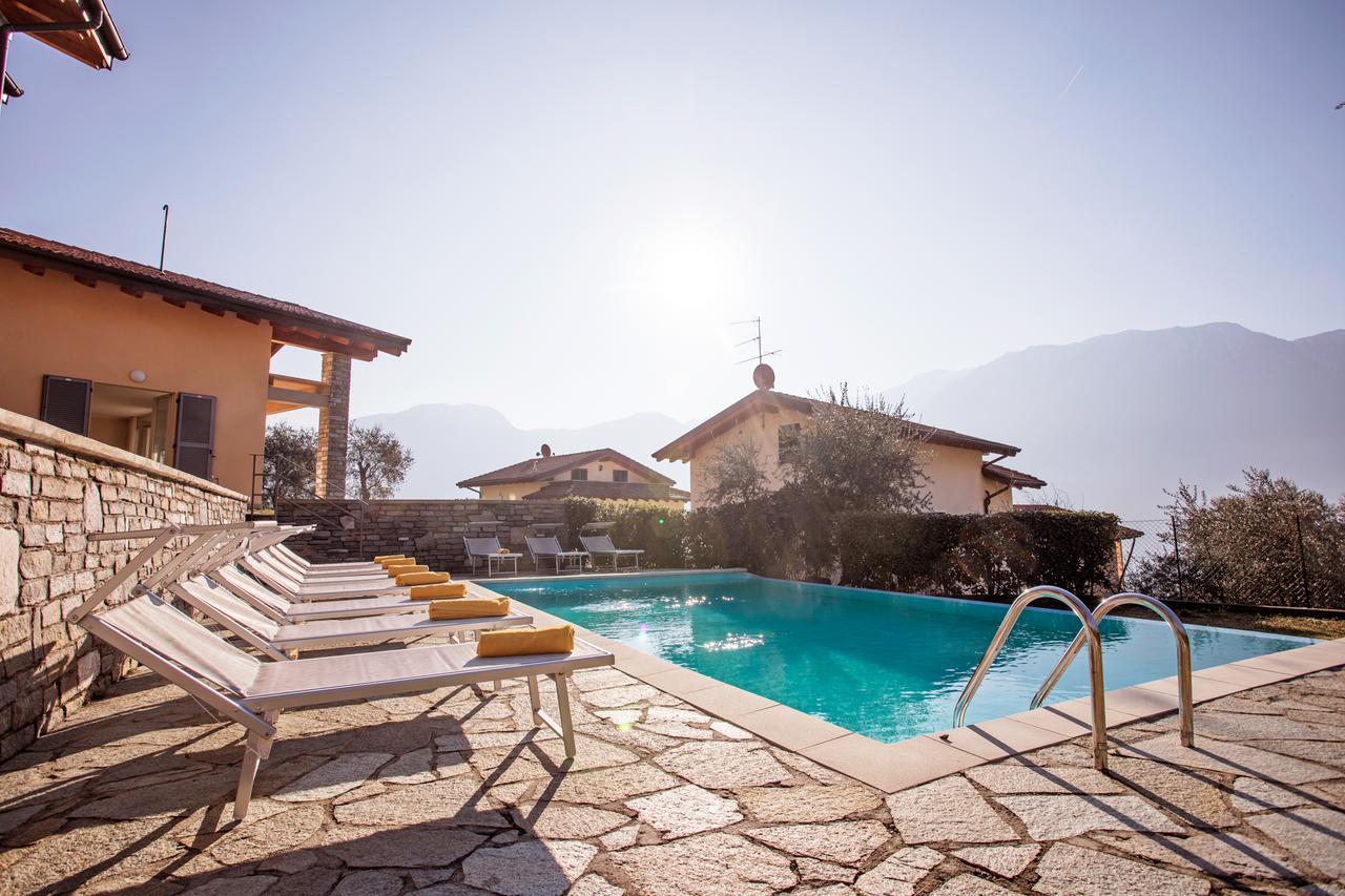 Ossuccio Grande C Home With Pool Sleeps 12 By Italian Apartments Como Exterior foto